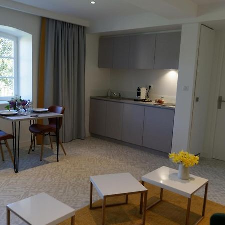 Lodges En Pierres Dorees Saint-Germain-Nuelles Luaran gambar