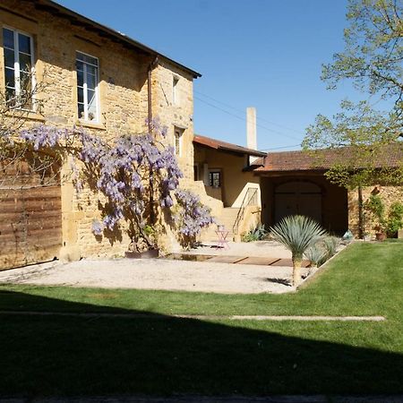 Lodges En Pierres Dorees Saint-Germain-Nuelles Luaran gambar