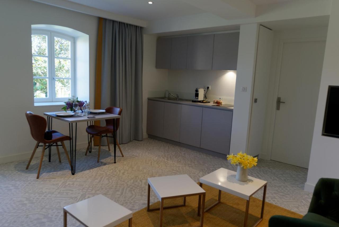 Lodges En Pierres Dorees Saint-Germain-Nuelles Luaran gambar