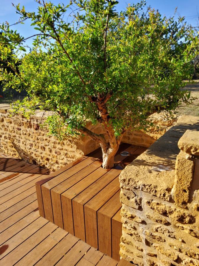 Lodges En Pierres Dorees Saint-Germain-Nuelles Luaran gambar